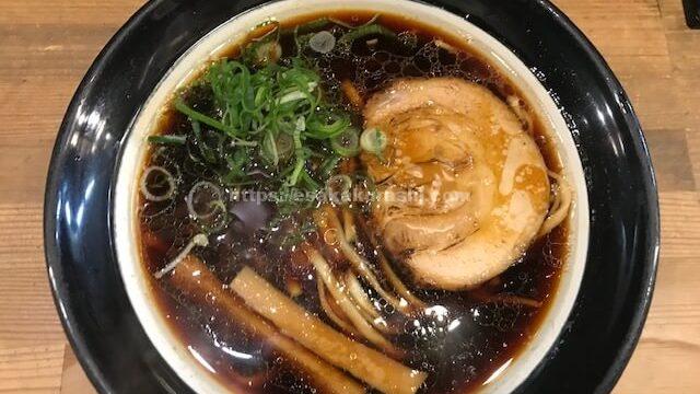 江坂が誇る家系ラーメン らーめん樹希 の家系sobaと鶏トン節ラーメンを食べ比べ 営業時間が変わっているので気を付けて 江坂ぐらし
