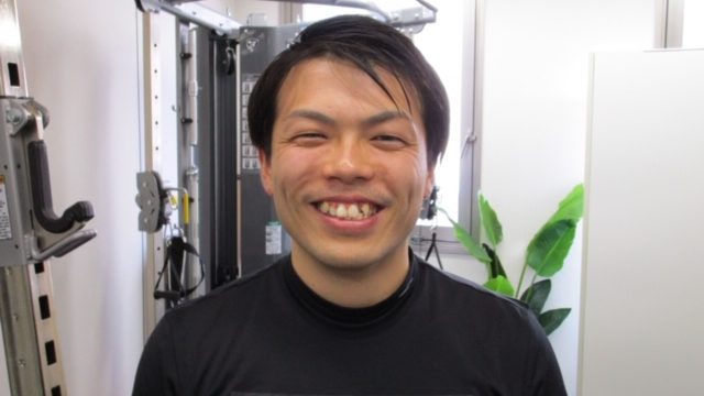 fis江坂店の伊藤トレーナー