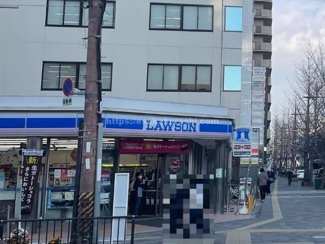 ローソン 江坂駅前店